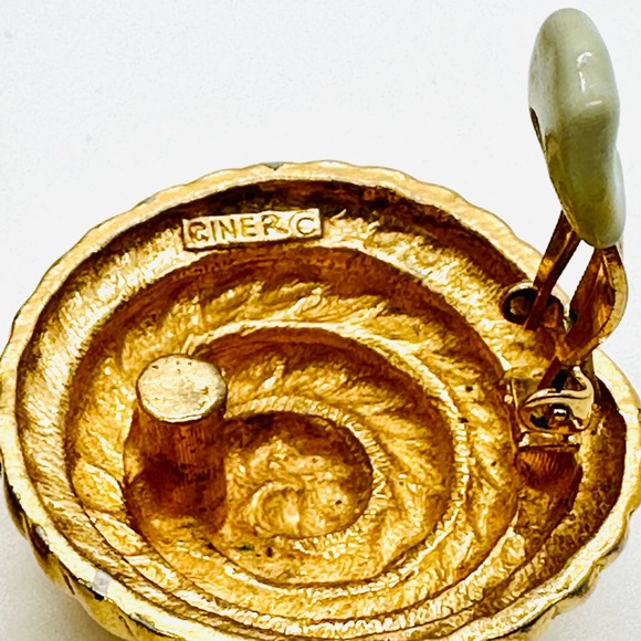 Vintage CINER Coiled Rope Earrings - Picture 12 of 16